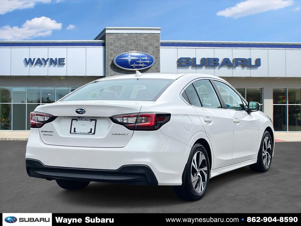 2022 Subaru Legacy Premium photo 4