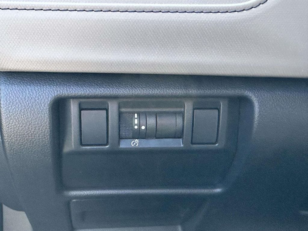 2025 Subaru Forester Premium - Photo 31