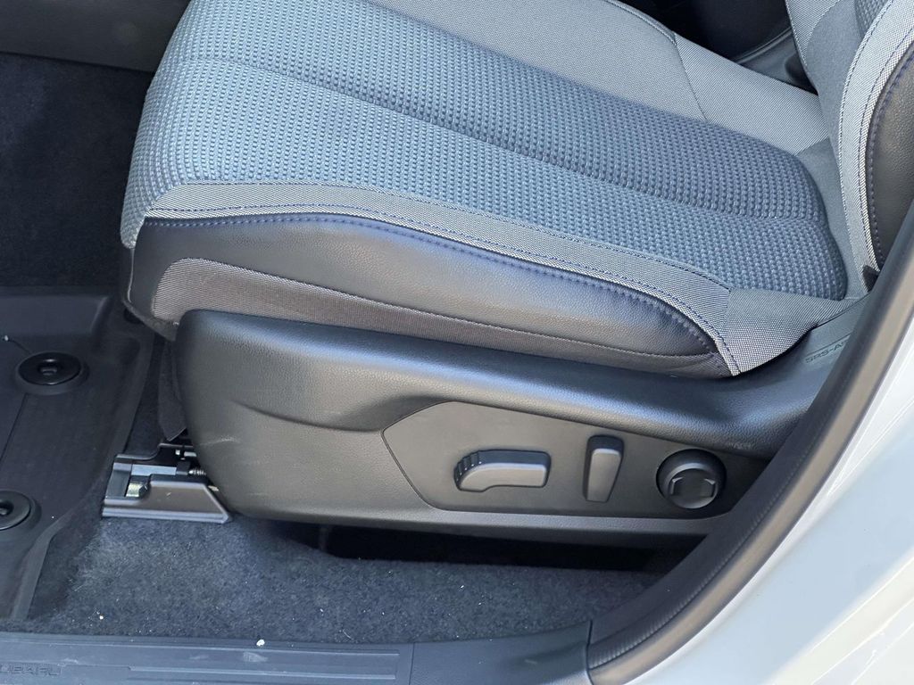 2025 Subaru Forester Premium - Photo 14