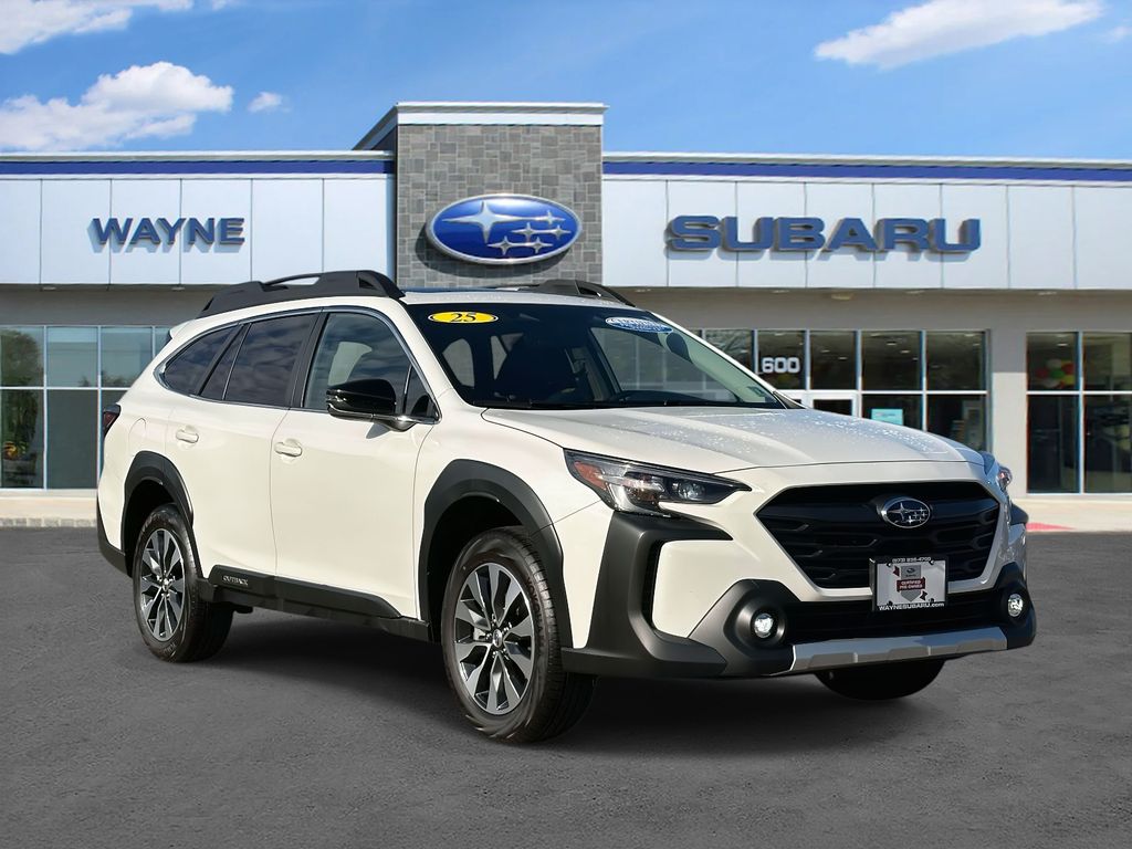 2025 Subaru Outback Limited's photo