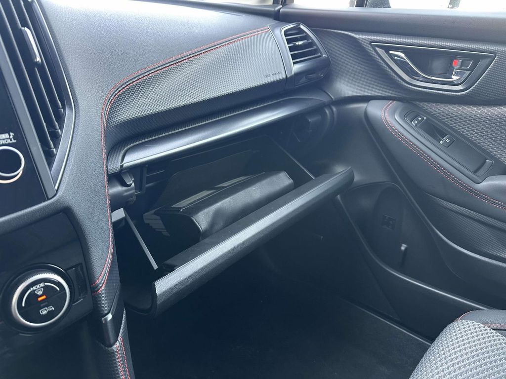 2024 Subaru Forester Sport - Photo 17