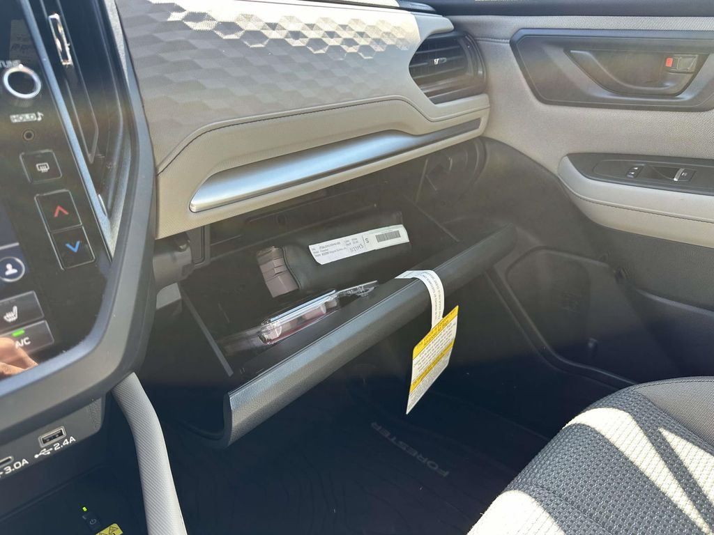 2025 Subaru Forester Premium - Photo 17