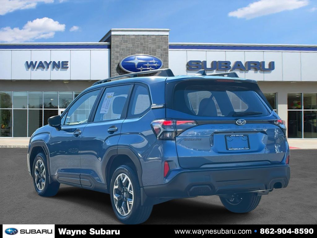 2025 Subaru Forester Base photo 3