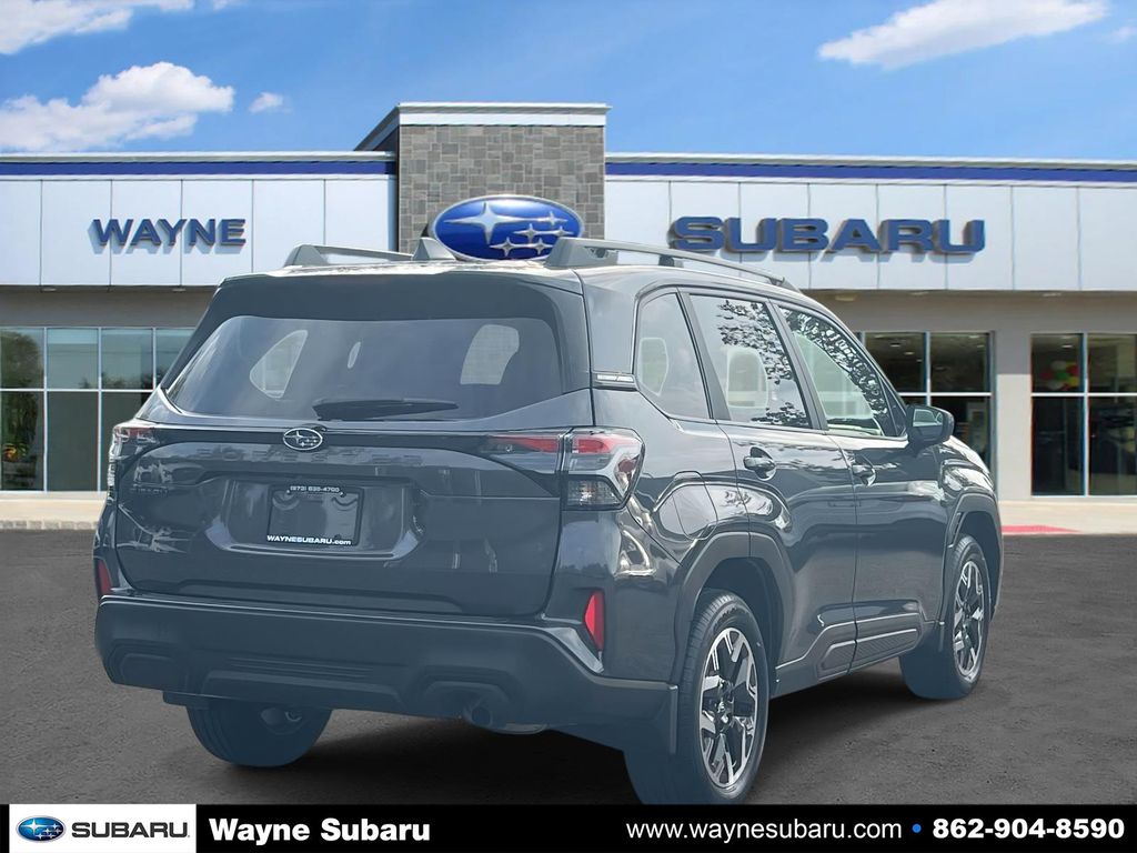 2025 Subaru Forester Premium Base photo 3