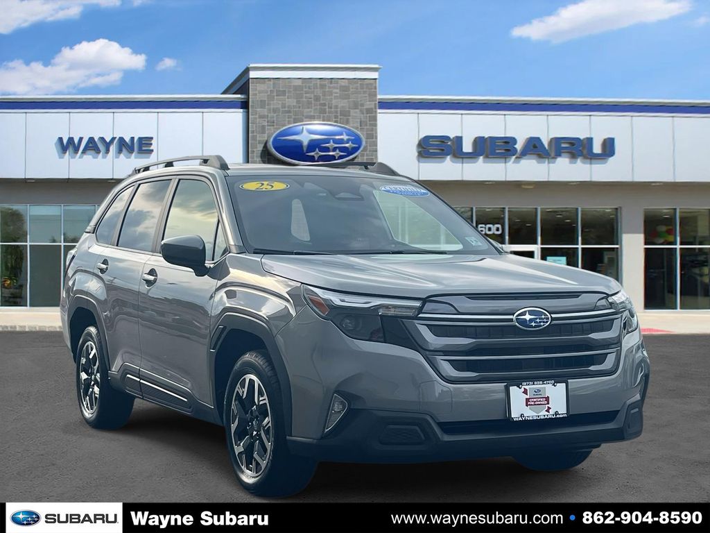 2025 Subaru Forester Premium's photo