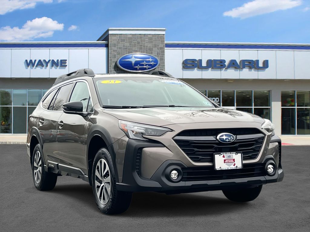 2023 Subaru Outback Premium's photo