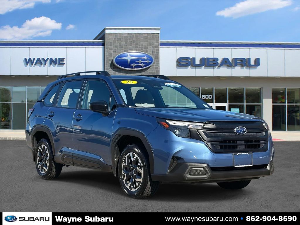2025 Subaru Forester Base's photo