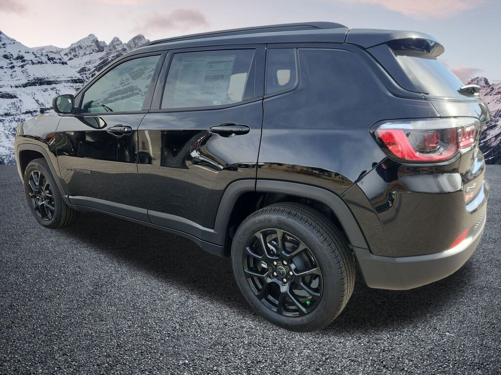 New 2026 Jeep Compass Latitude SUV