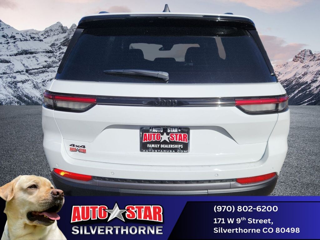 New 2026 Jeep Grand Cherokee Laredo SUV