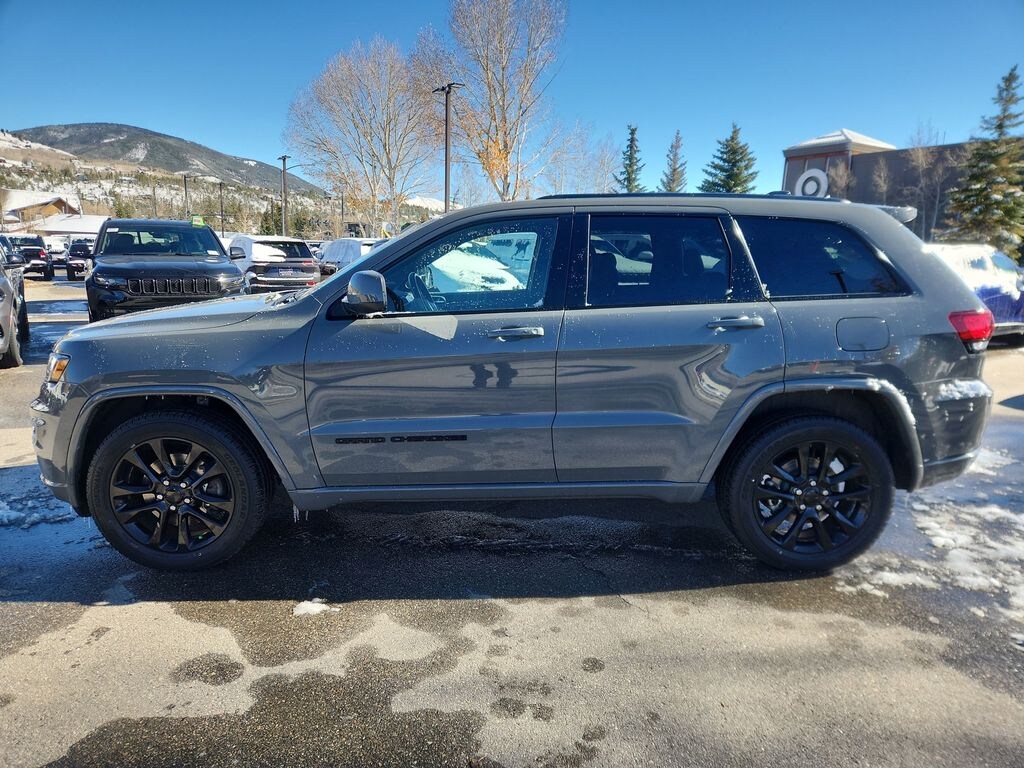 Used 2021 Jeep Grand Cherokee Laredo X SUV