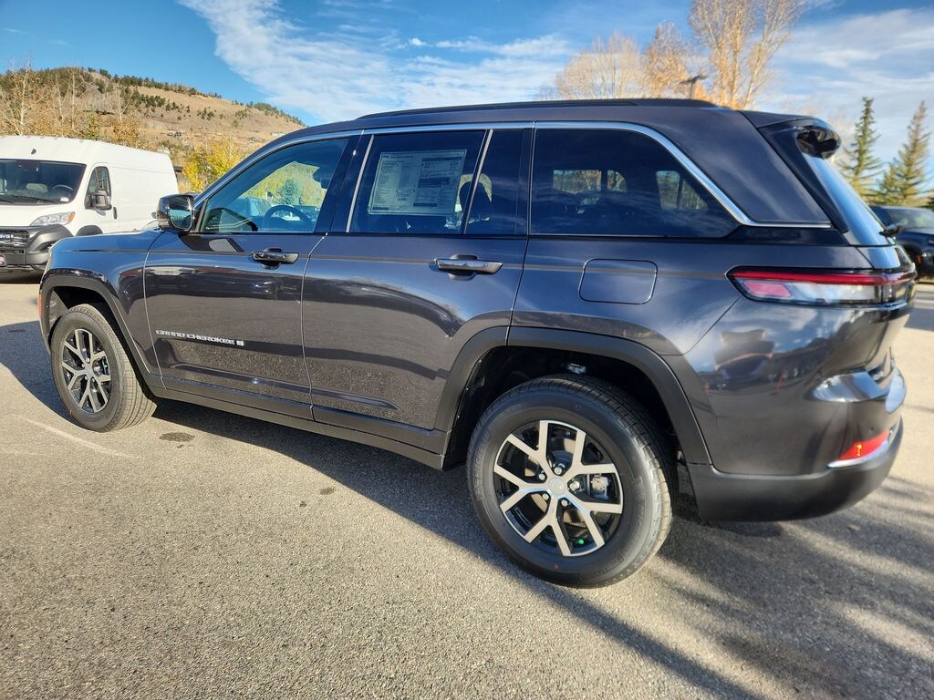 New 2025 Jeep Grand Cherokee Limited SUV