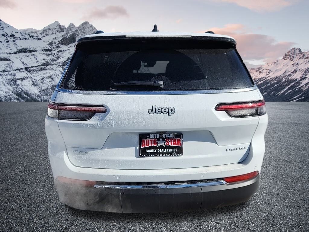 New 2025 Jeep Grand Cherokee L Laredo SUV