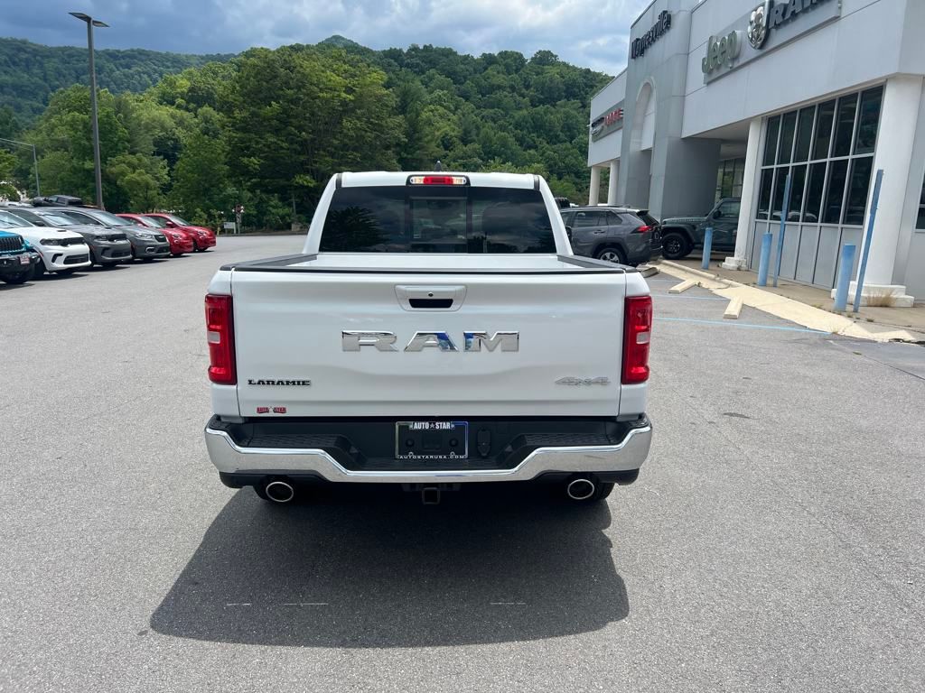 2025 Ram 1500 Laramie photo 4