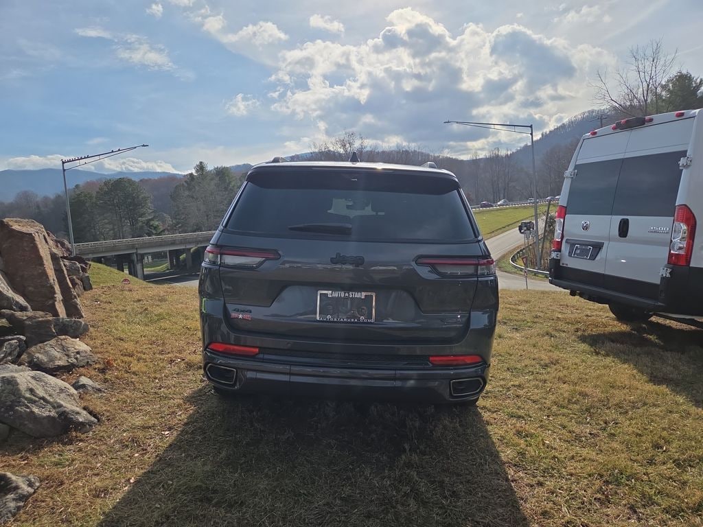 New 2025 Jeep Grand Cherokee L Summit Sport Utility