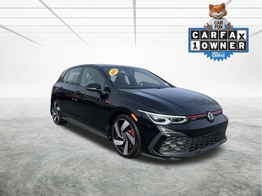 2023 Volkswagen Golf GTI S's photo