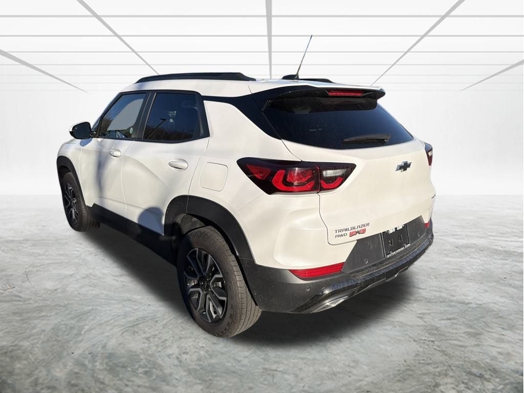 Used 2025 Chevrolet Trailblazer Activ SUV
