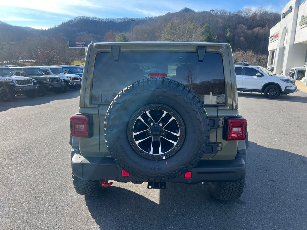 New 2026 Jeep Wrangler Rubicon X Sport Utility