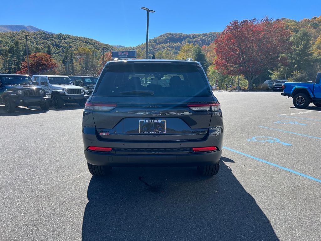 New 2025 Jeep Grand Cherokee LIMITED 4X4 Sport Utility