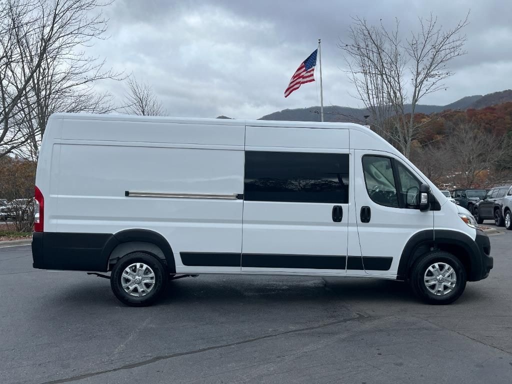 New 2025 Ram ProMaster PROMASTER 3500 SLT CARGO VAN HIGH ROOF 159' WB EXT Cargo Van