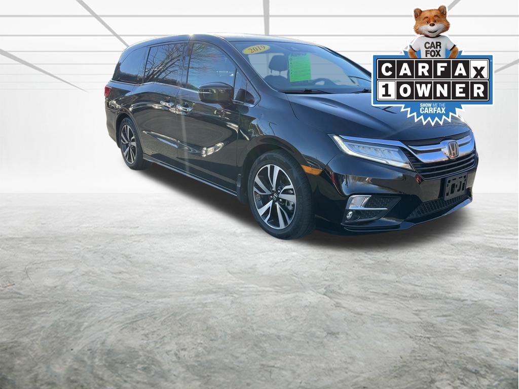 2019 Honda Odyssey Elite's photo