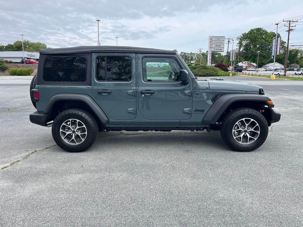 2025 Jeep Wrangler Sport S photo 2