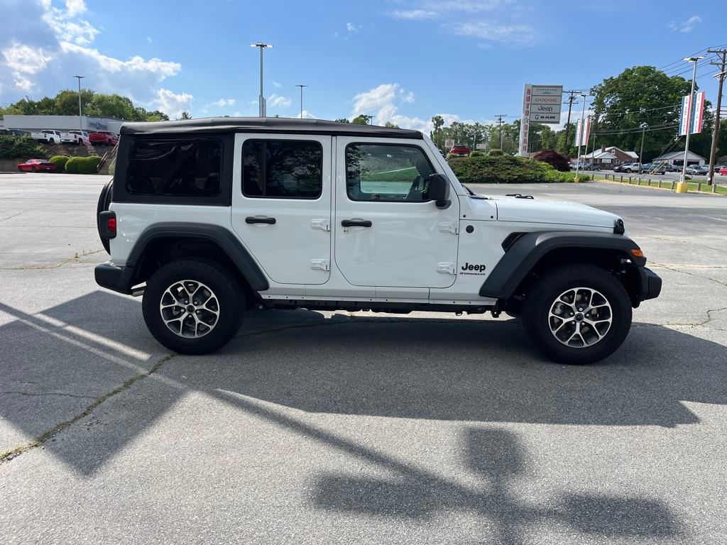 2025 Jeep Wrangler Sport S photo 2