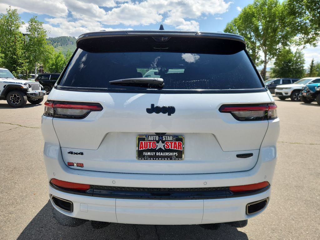2025 Jeep Grand Cherokee L Summit photo 4