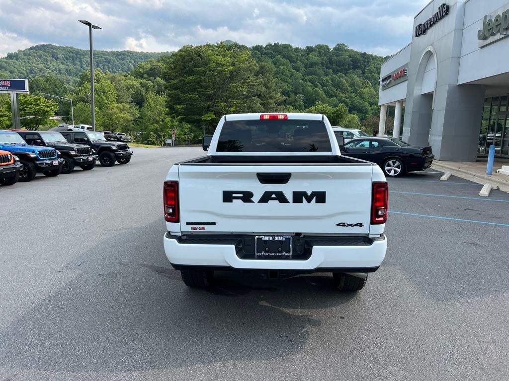 2025 Ram 2500 Big Horn photo 3