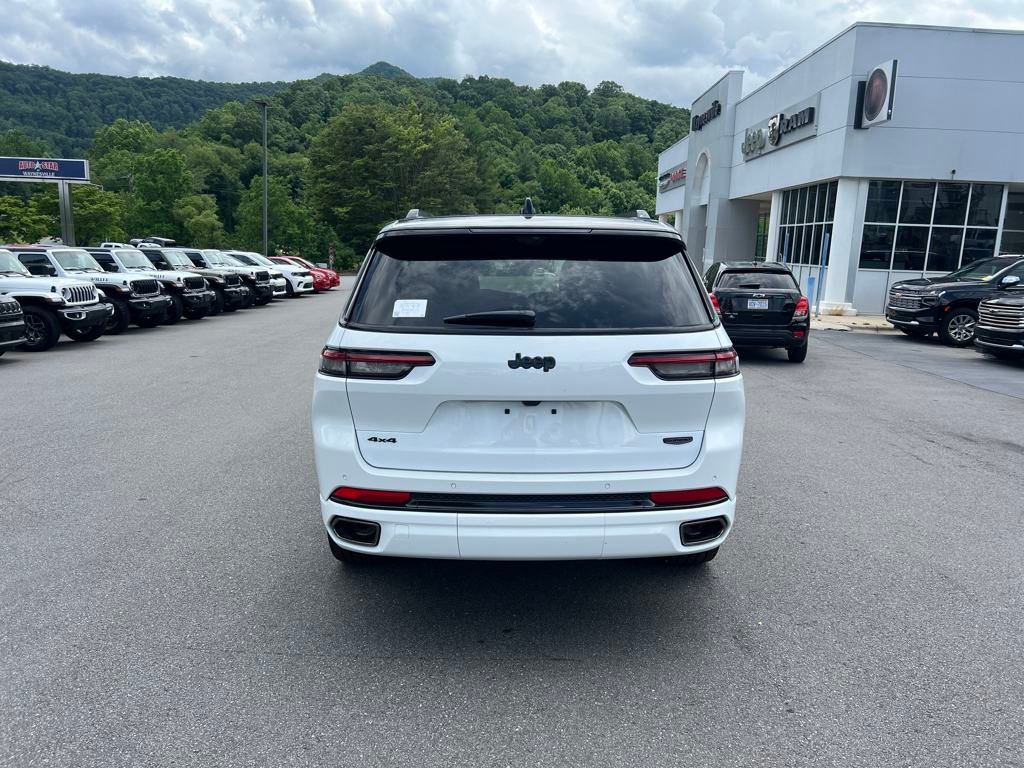 2025 Jeep Grand Cherokee L Summit Reserve photo 4