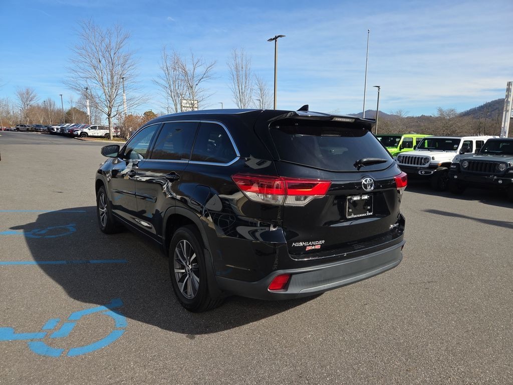 Used 2018 Toyota Highlander XLE SUV