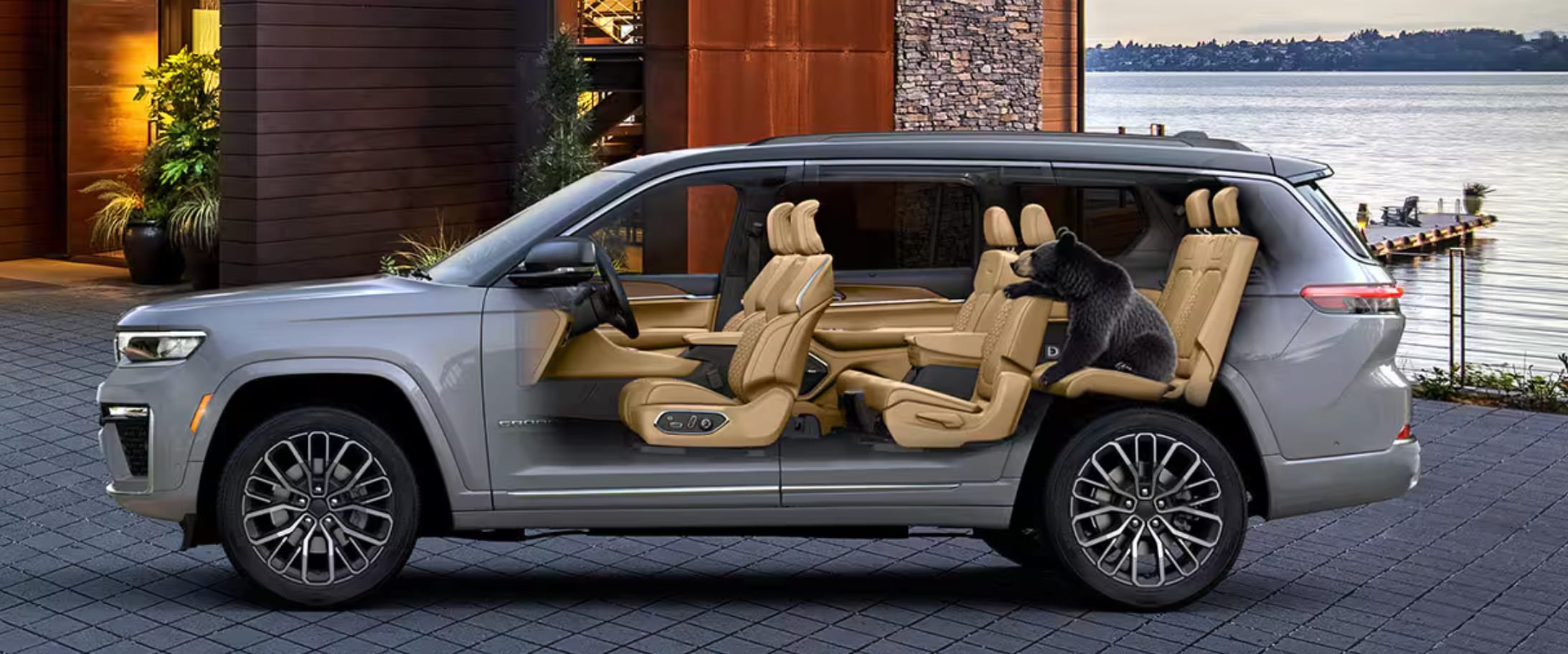 New-Jeep-Grand-Cherokee-Asheville-nc-autostar-jeep-logo-interior-3rd-row