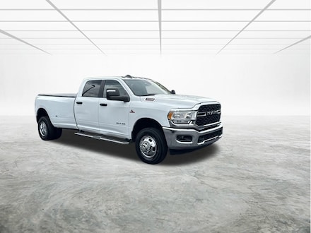 2023 Ram 3500 Big Horn Truck