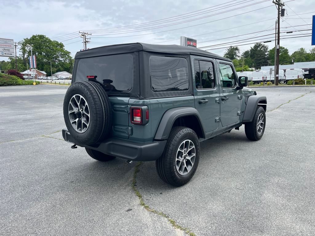 2025 Jeep Wrangler Sport S photo 3