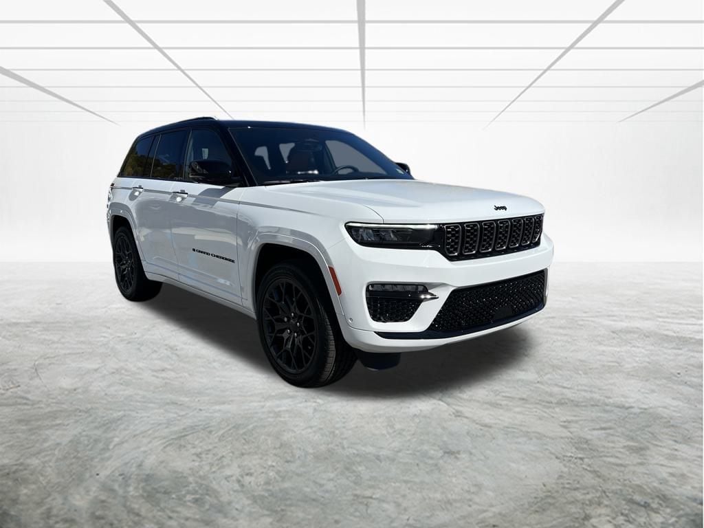2025 Jeep Grand Cherokee Summit's photo
