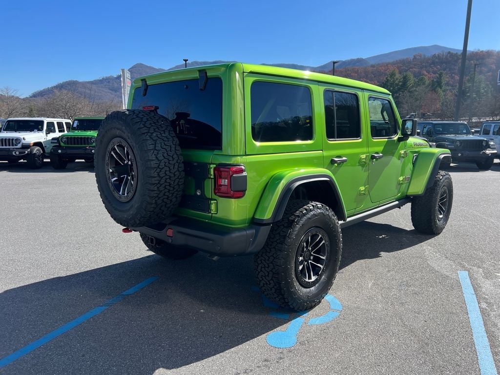 New 2026 Jeep Wrangler Rubicon X Sport Utility