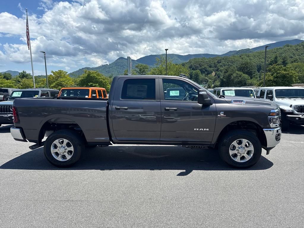 2025 Ram 2500 Big Horn photo 2
