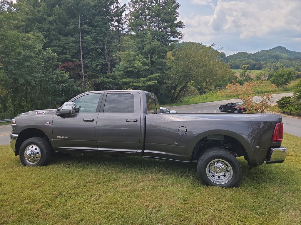 2026 Ram 3500 Laramie photo 2
