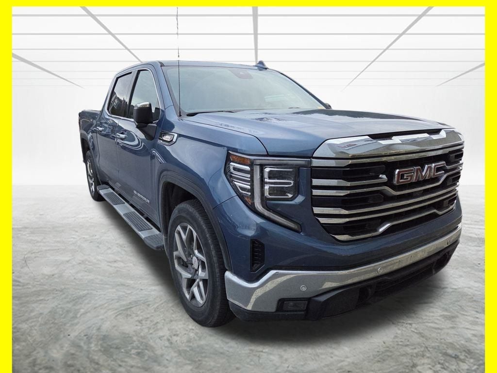 2023 GMC Terrain SLE's photo