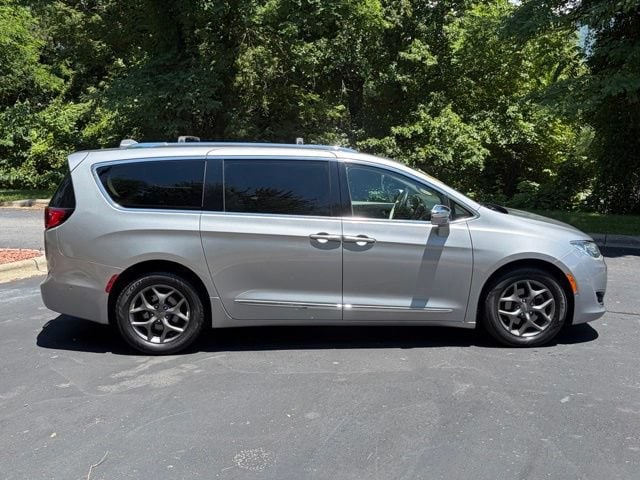 Used 2018 Chrysler Pacifica Limited with VIN 2C4RC1GG8JR256756 for sale in Waynesville, NC