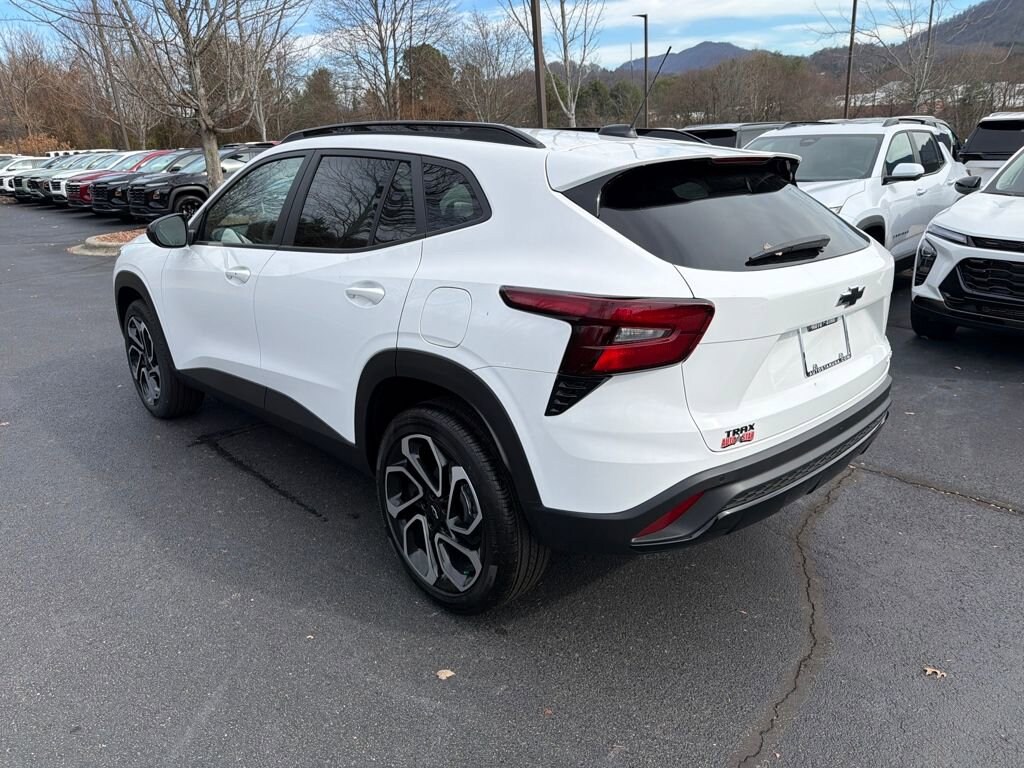 New 2025 Chevrolet Trax 2RS SUV