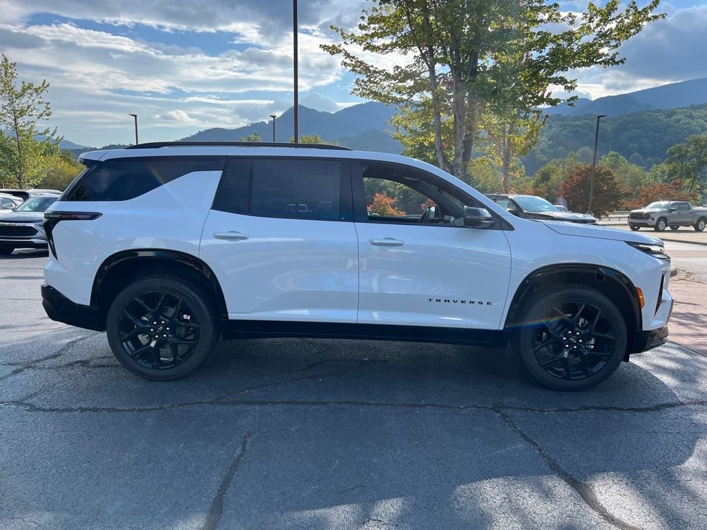New 2026 Chevrolet Traverse RS SUV