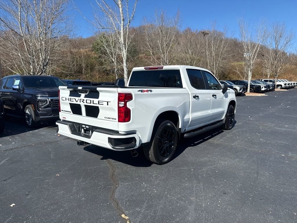 New 2026 Chevrolet Silverado 1500 Custom Truck