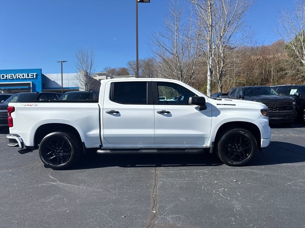 New 2026 Chevrolet Silverado 1500 Custom Truck