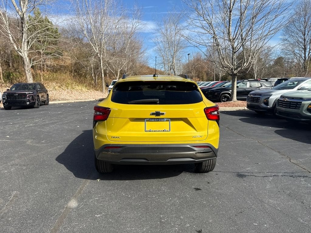 New 2025 Chevrolet Trax Activ SUV