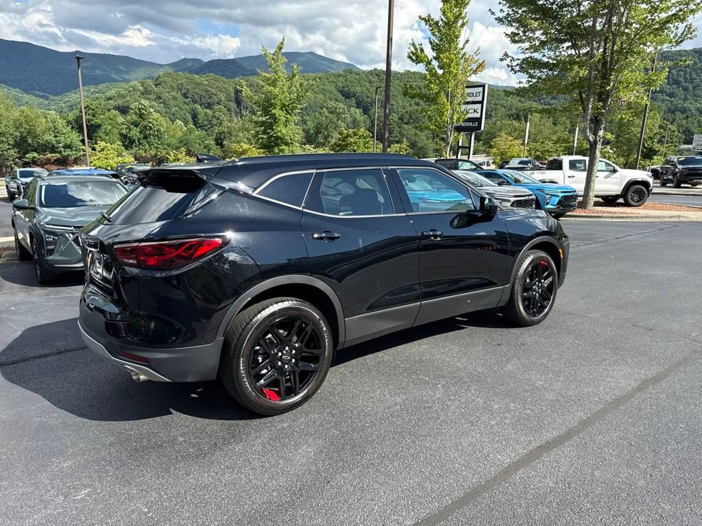 2025 Chevrolet Blazer 2LT photo 4