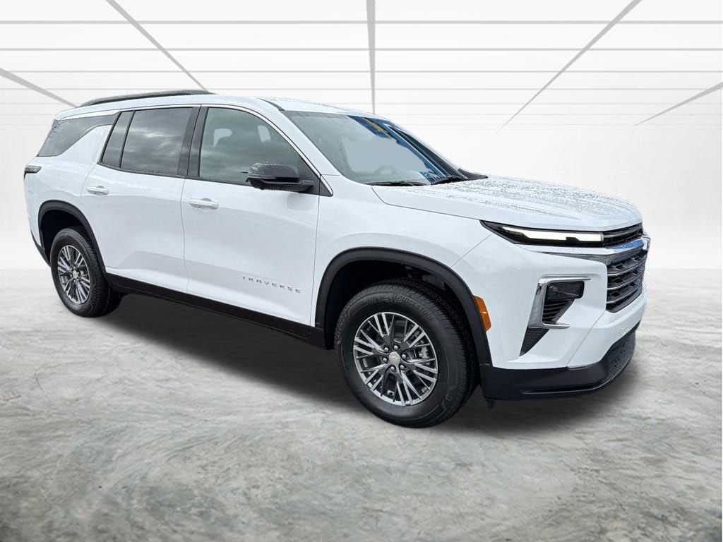 2026 Chevrolet Traverse LT's photo