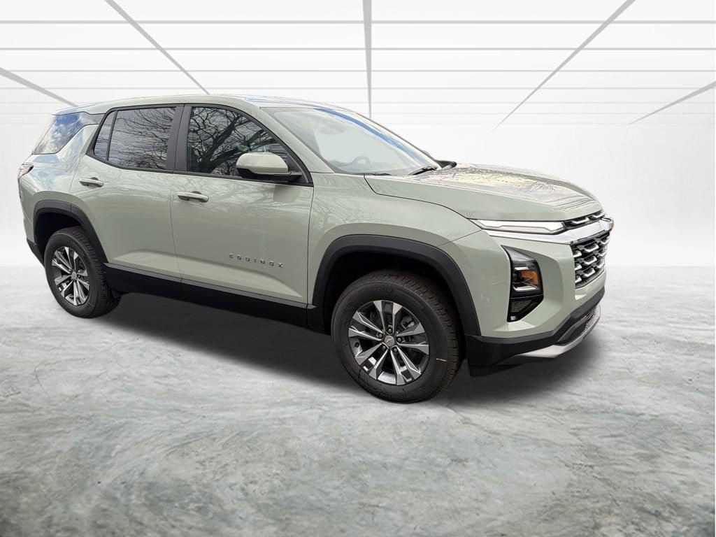 2026 Chevrolet Equinox LT's photo