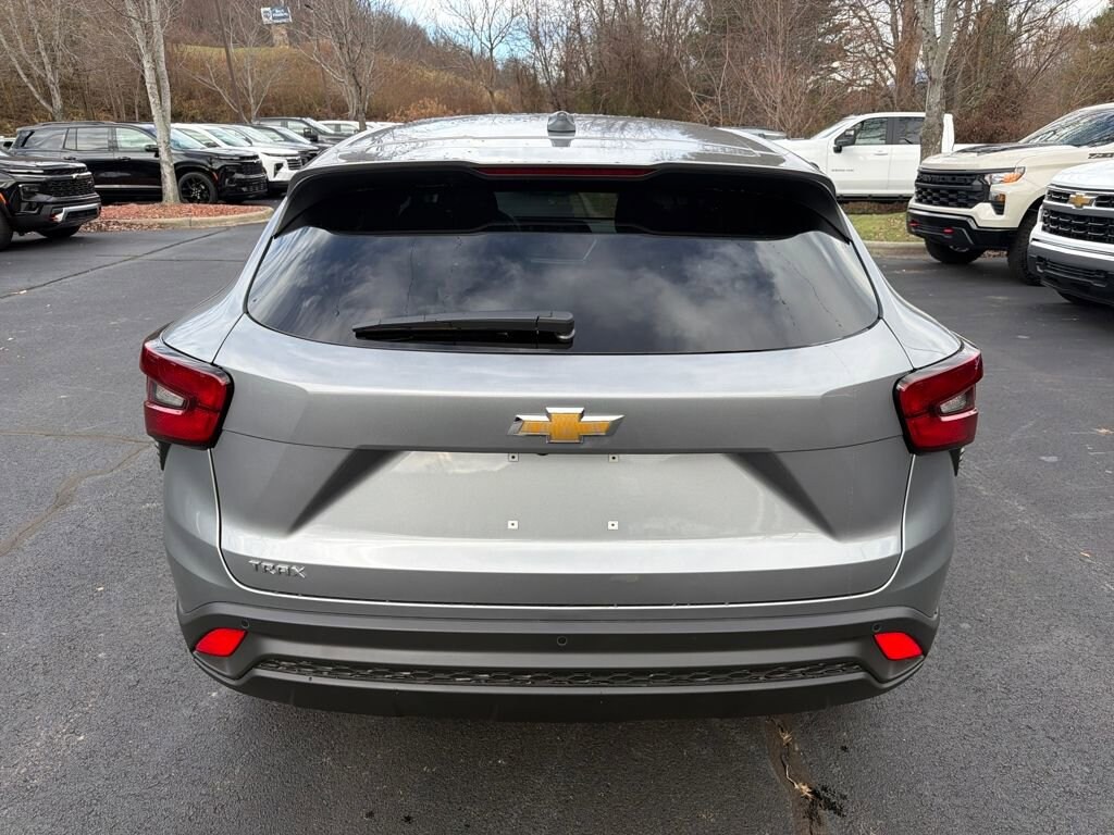 New 2026 Chevrolet Trax LS SUV