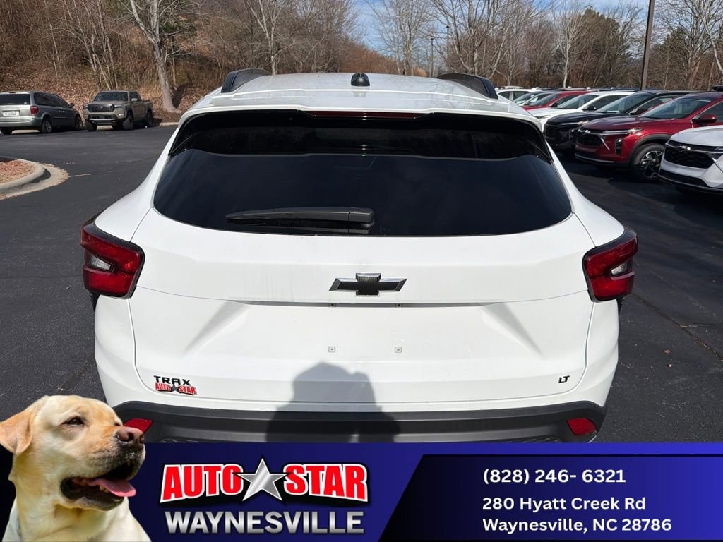 New 2025 Chevrolet Trax LT SUV