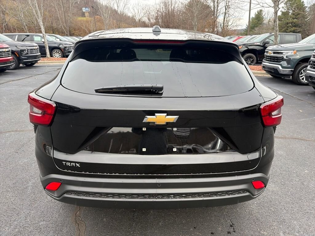 New 2026 Chevrolet Trax LS SUV